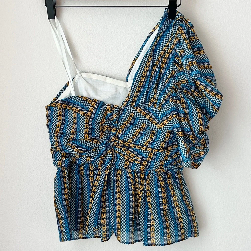 BCBGMAXAZRIA One Shoulder Puff Sleeve Top Cotton Silk Boho Statement XS NWOT - Picture 4 of 10